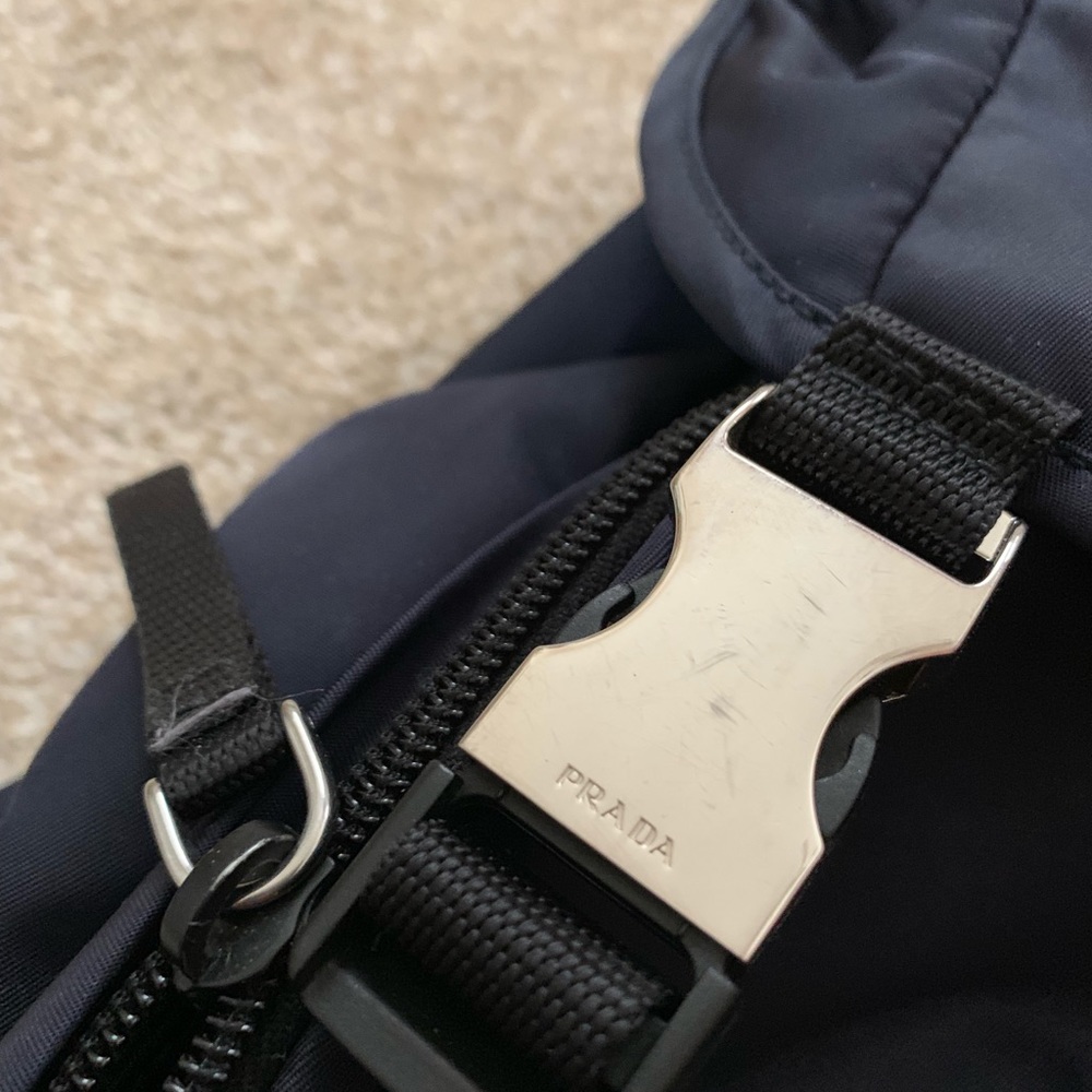 Navy blue Prada backpack - Picture 7 of 8